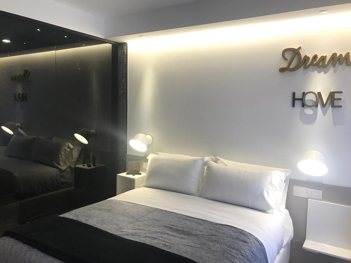 MYHOME 75 Premium Luxury B&B Pescara Exterior foto
